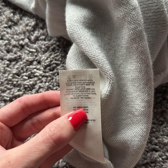 Aritzia Wilfred Sweater - Picture 6 of 6